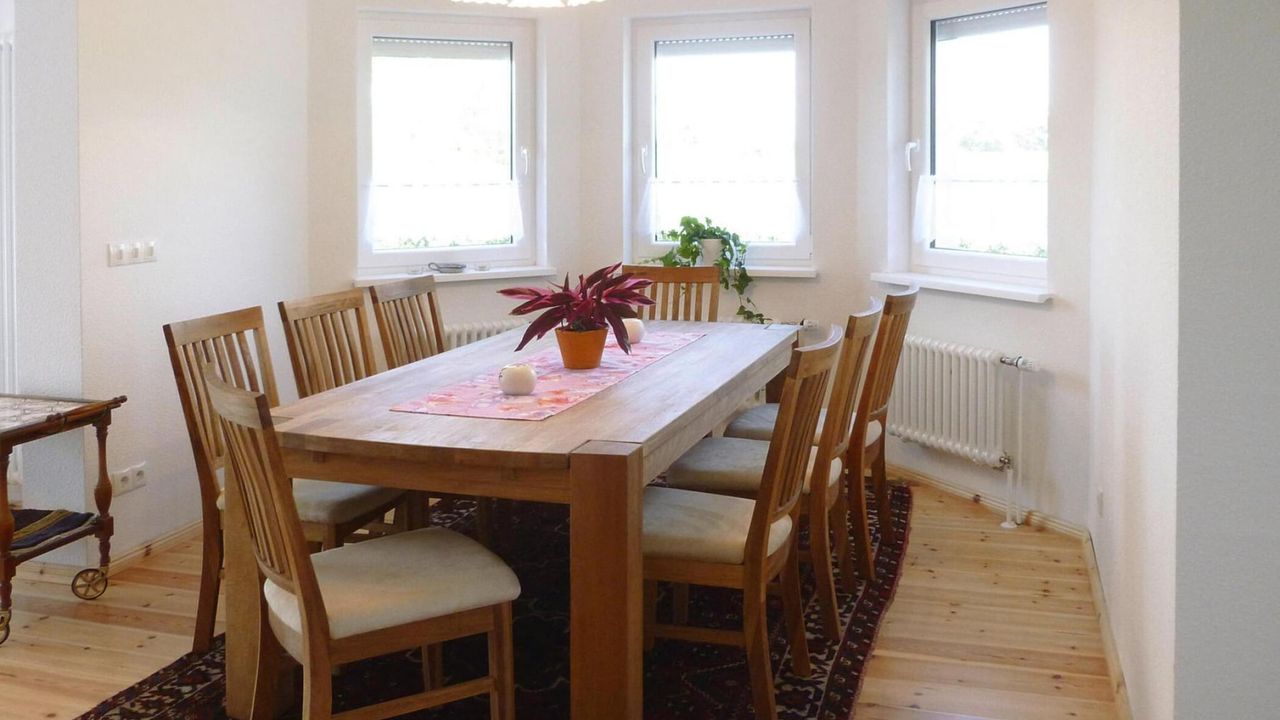 DiningRoom DiningRoom